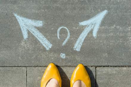 Analyse SWOT ou matrice PESTEL : quel outil choisir pour votre projet ?