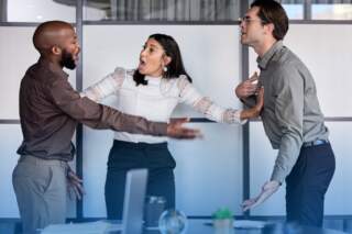 Gestion des conflits d’équipe : guide pratique pour Scrum Master